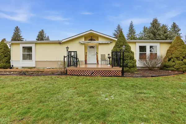 401 E Poplar St, Tekoa, WA 99033