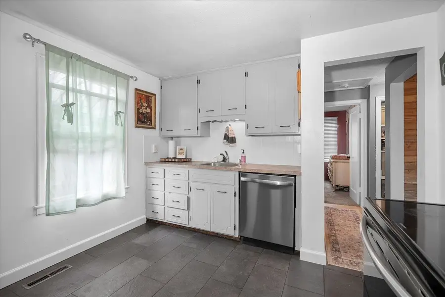 2307 W Rowan Ave Ave, Spokane, WA 99205 - #3