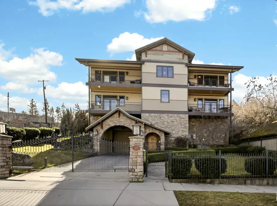 1405 W Water Ave #202, Spokane, WA 99201 - #2