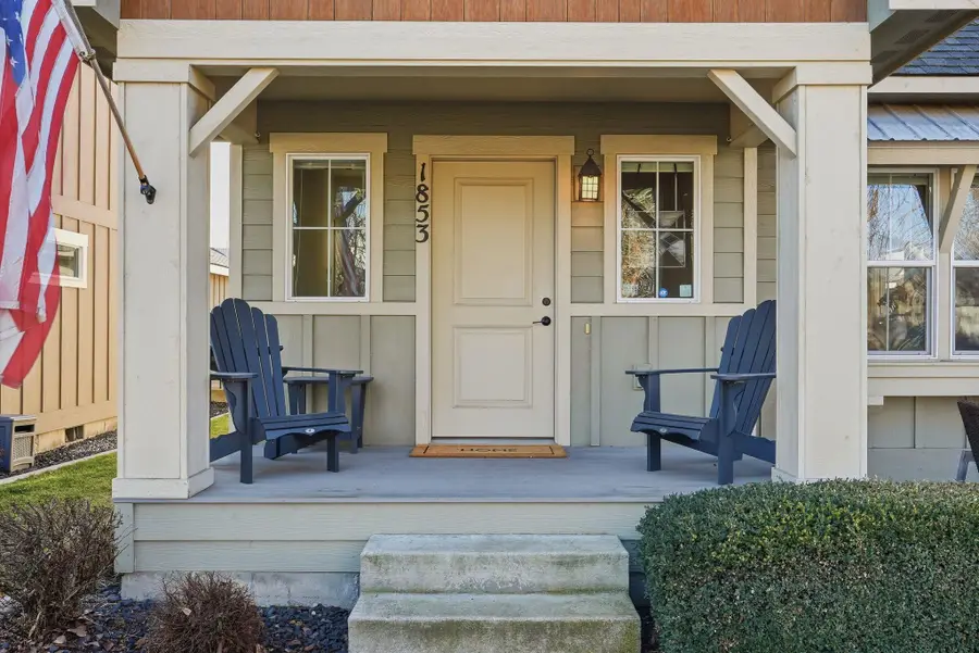 1853 W Bridge Ave, Spokane, WA 99201 - #2