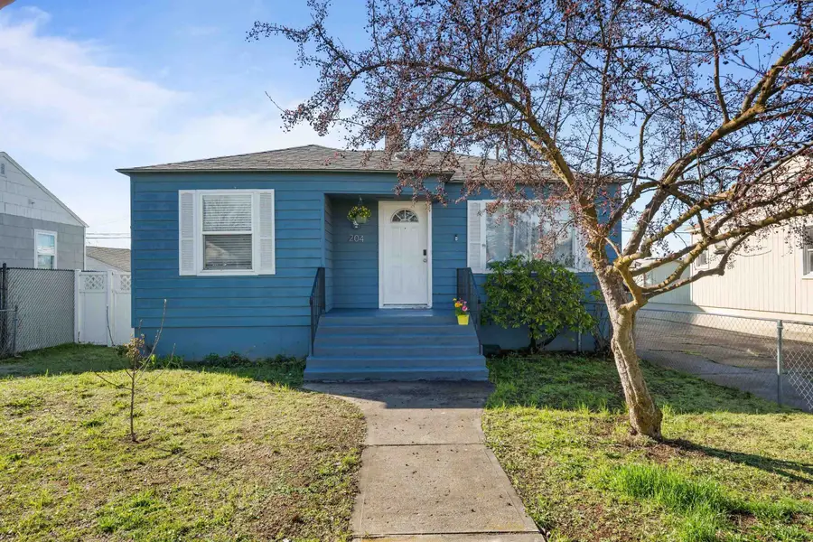 204 E Princeton Ave, Spokane, WA 99207 - #2