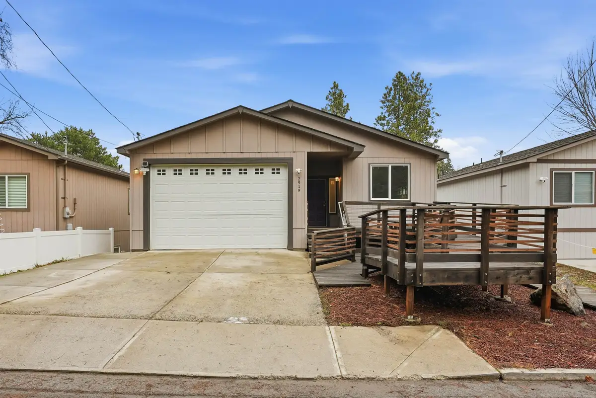 2919 E 12th Ave, Spokane, WA 99202 - #1
