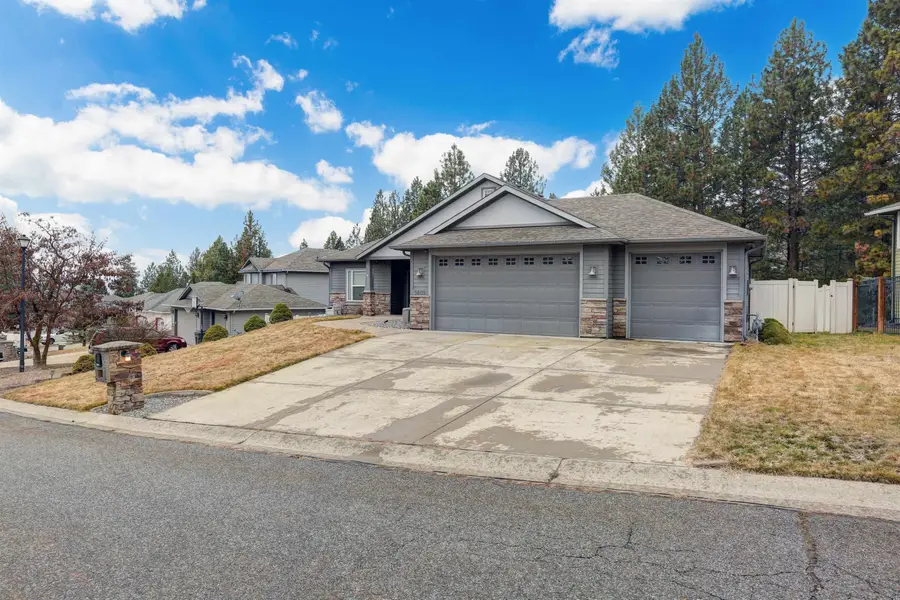 5805 N Hermosa Cir, Otis Orchards, WA 99027 - #3