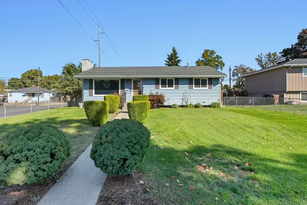 1403 E Gordon Ct, Spokane, WA 99207