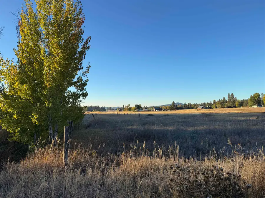 XX Mason Rd, Clayton, WA 99110 - #2