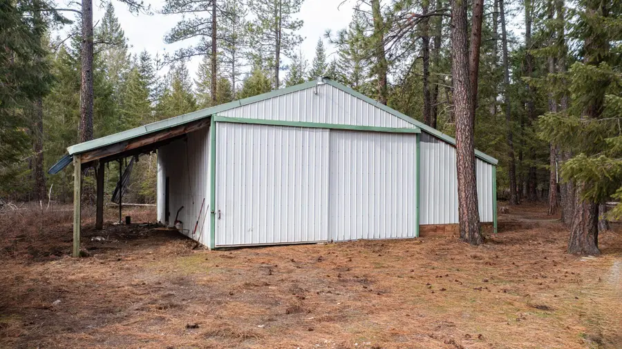 35311 N Findley Rd, Deer Park, WA 99006 - #2