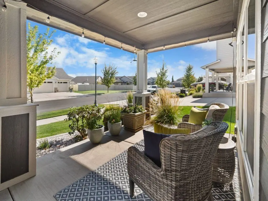 1816 S Ridgetop Dr, Spokane Valley, WA 99016 - #1