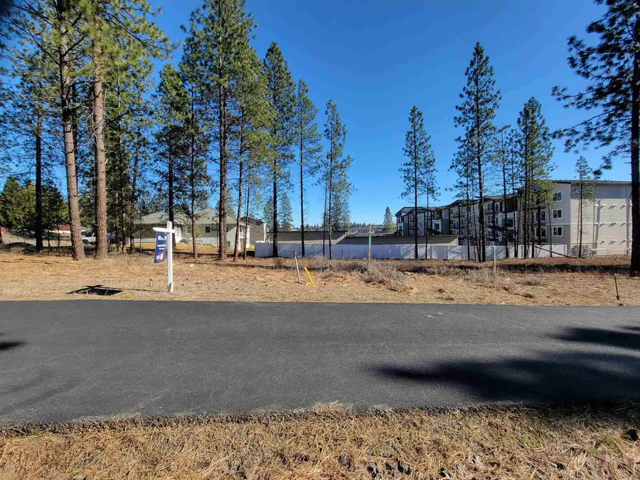 1516 E Center Rd, Spokane, WA 99208 - #3