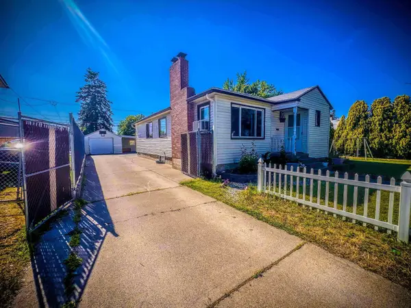 4015 N Ash St, Spokane, WA 99205