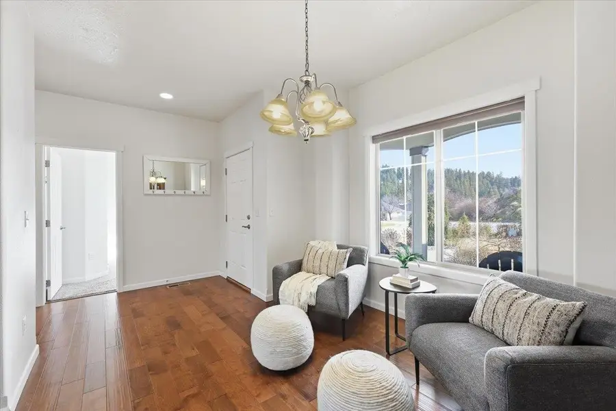 16511 E 10th Ln, Spokane Valley, WA 99037 - #3