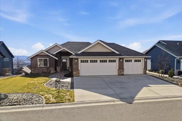 8814 E Ridgeline Ln, Spokane, WA 99217
