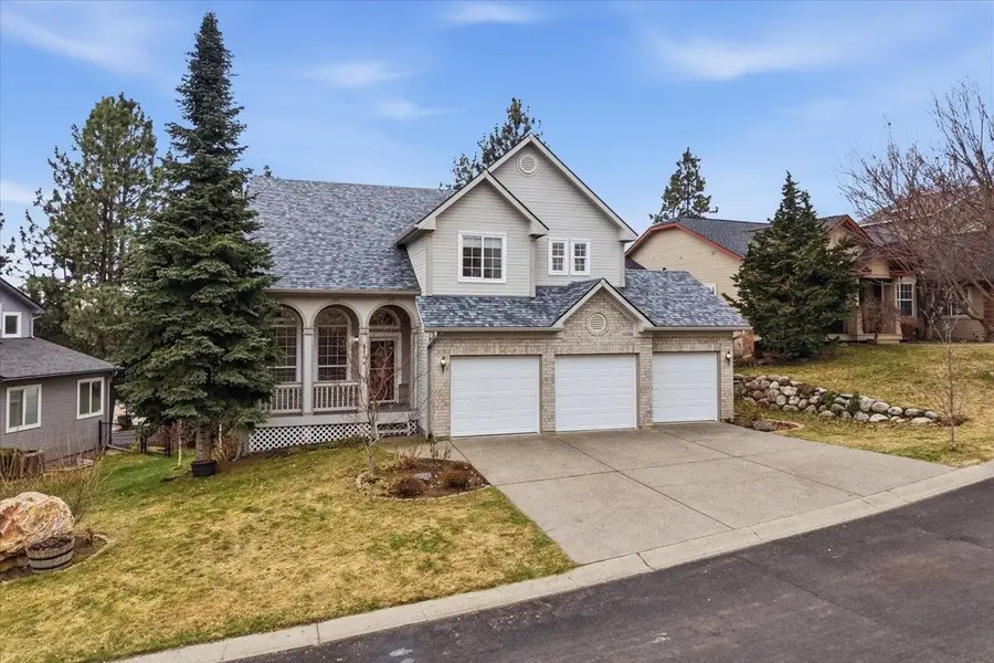 8704 E Parkside Ln, Spokane, WA 99217 - #2