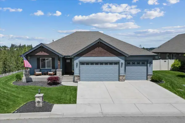 696 W Basalt Ridge Dr, Spokane, WA 99224