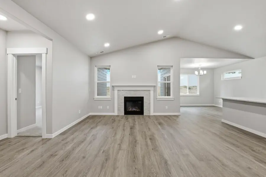 5341 N Sun Beam Ln, Spokane, WA 99217 - #3