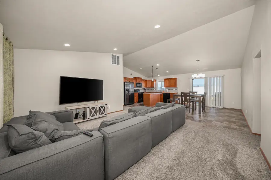 10212 W 9th Ave, Airway Heights, WA 99224 - #3