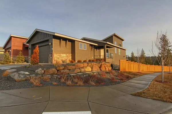 1002 W Osprey Heights Dr, Spokane, WA 99224