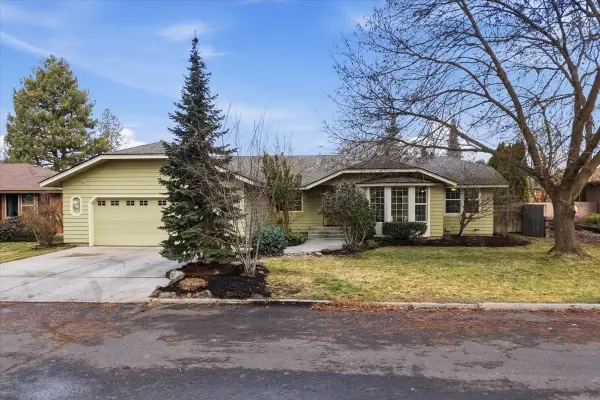 5320 W Woodview Ct, Spokane, WA 99208