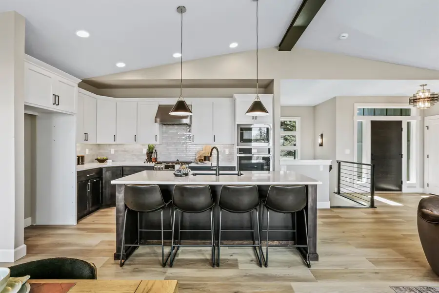 3915 S Glendora Dr, Spokane, WA 99223 - #2