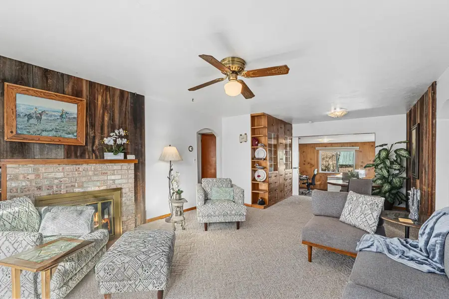 304 N 3rd E St, Chewelah, WA 99109 - #2