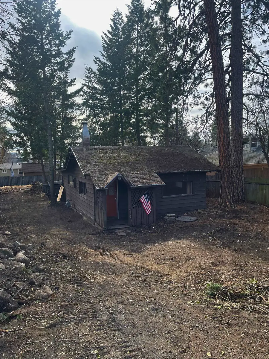3317 W Kiernan Ave, Spokane, WA 99205 - #2