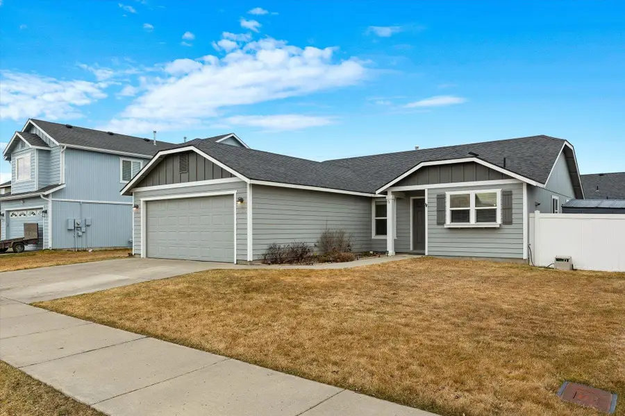 12530 W 2nd Ave, Airway Heights, WA 99001 - #2