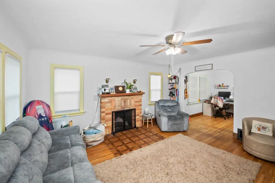 1023 W Providence Ave, Spokane, WA 99205 - #2