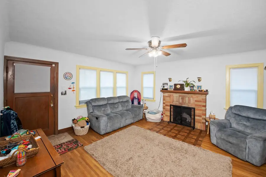 1023 W Providence Ave, Spokane, WA 99205 - #3