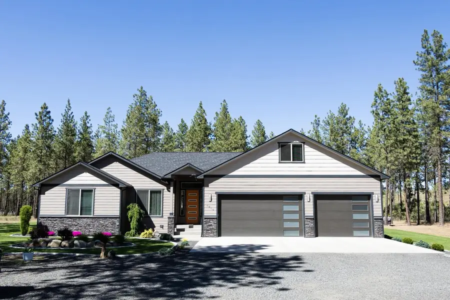 6810 W Melville Rd, Cheney, WA 99004 - #2