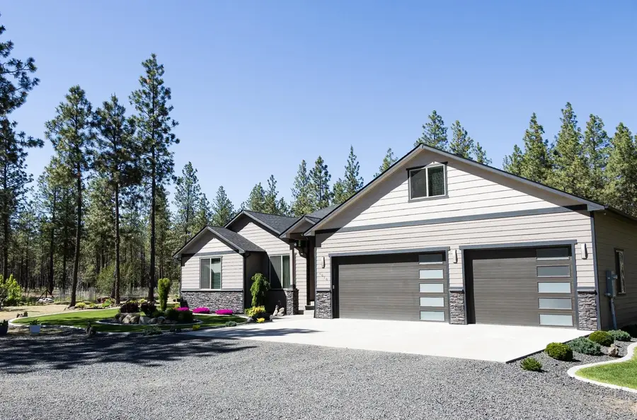 6810 W Melville Rd, Cheney, WA 99004 - #3