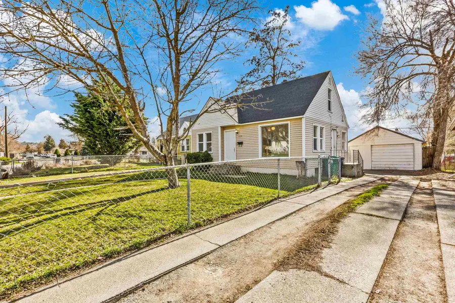 1648 E Rockwell Ave, Spokane, WA 99207 - #3