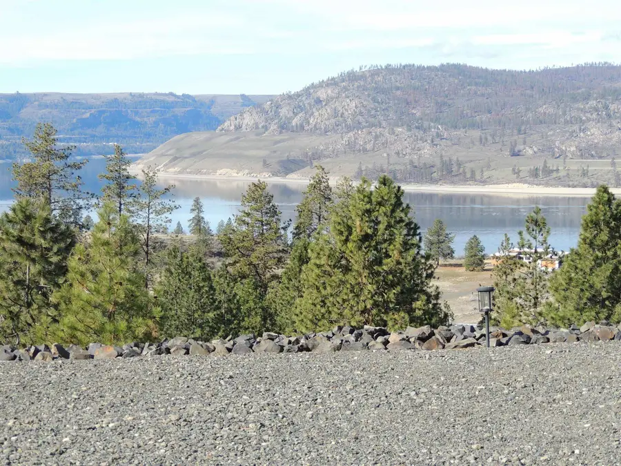 39725 Peach Orchard Way N., Seven Bays, WA 99122 - #2