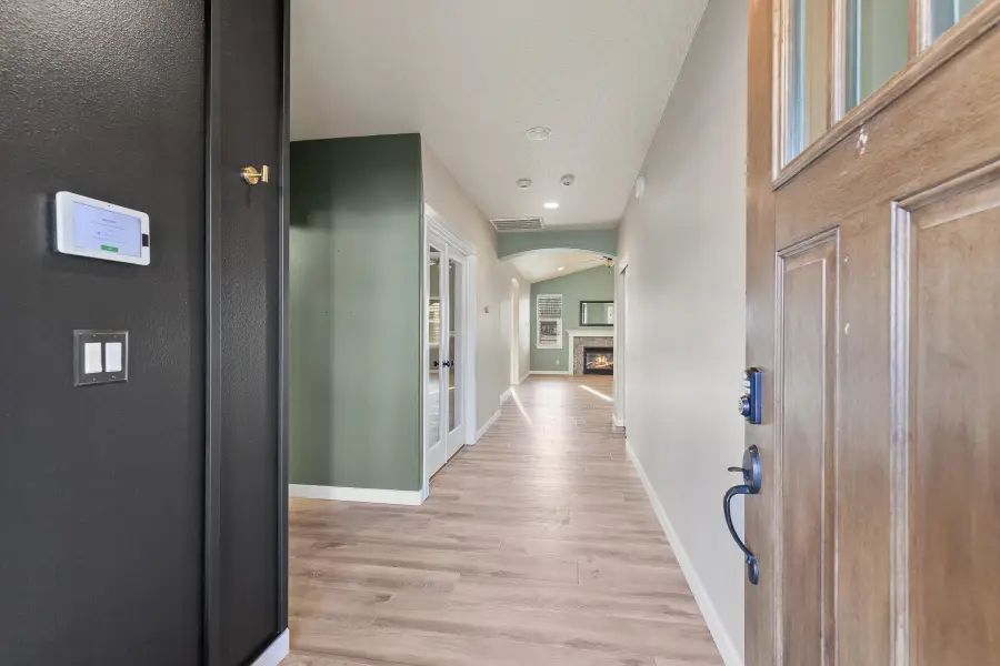 4718 S Lapwai Ln, Spokane Valley, WA 99206 - #3