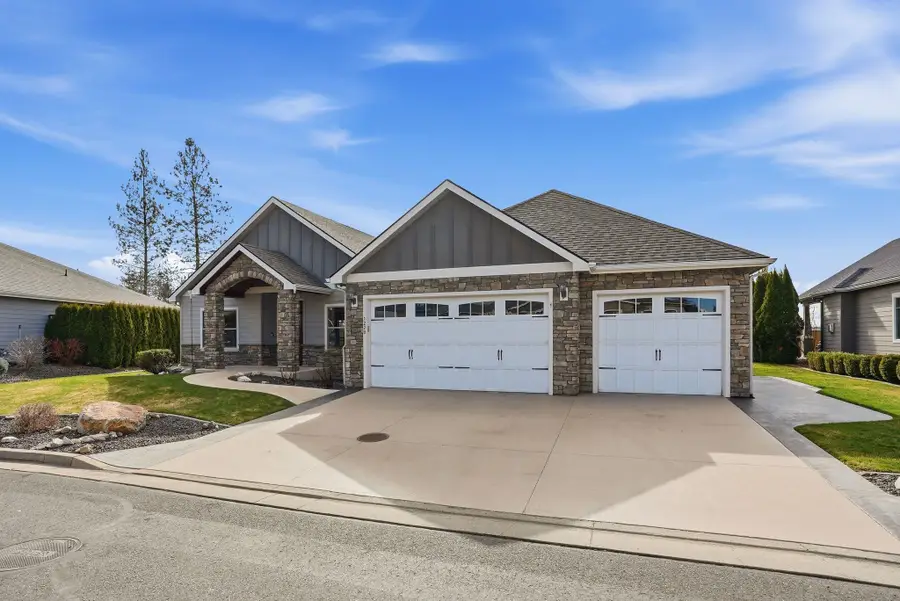 1228 E Fireside Ln, Spokane, WA 99208 - #3