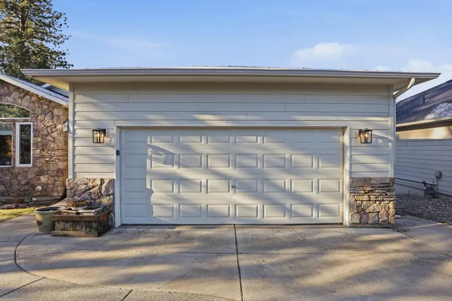 2120 E Turnberry Ln, Spokane, WA 99223 - #3