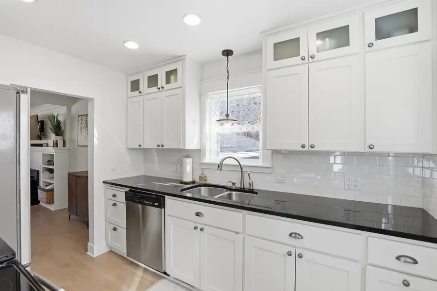 2920 E 14th Ave, Spokane, WA 99202 - #3