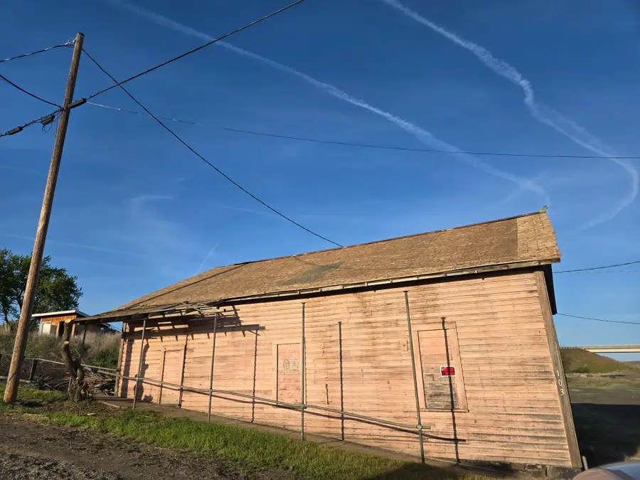 103 N B St, Sprague, WA 99032 - #3