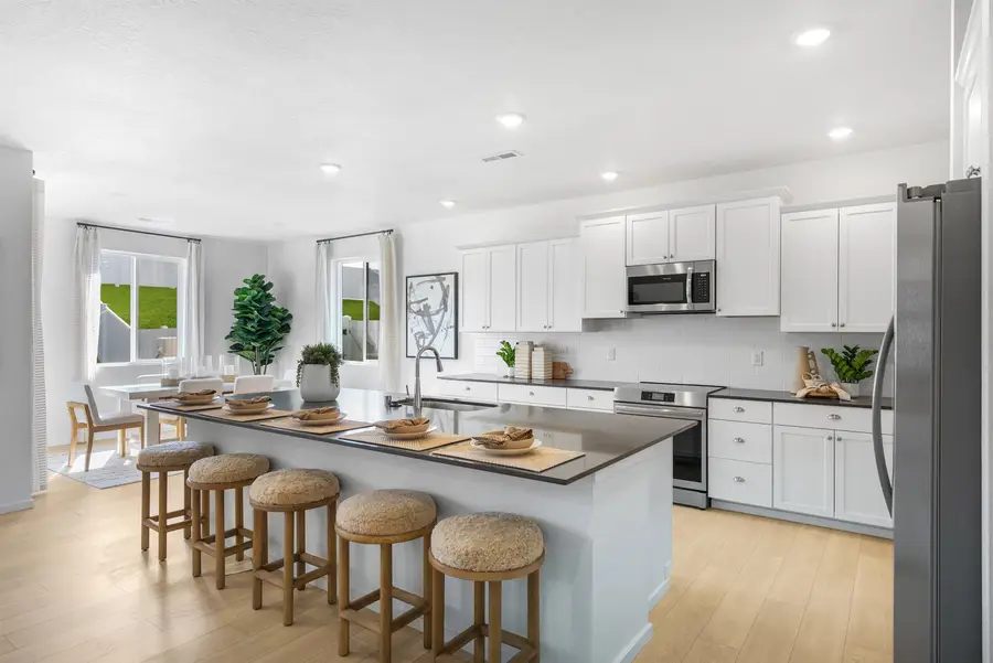 4188 W Vel View Rd, Spokane, WA 99208 - #2