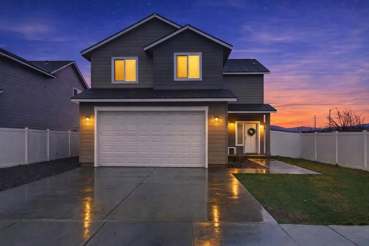 3017 E Sanson Ave, Spokane, WA 99217 - #1
