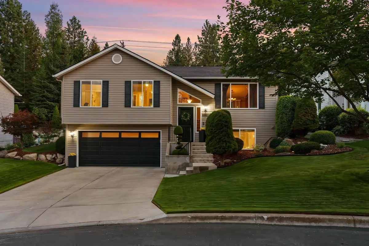 4724 E 15th Ave, Spokane Valley, WA 99212 - #1