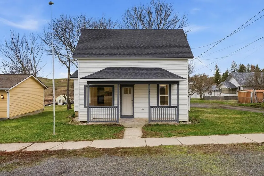 120 E Huffman St, Tekoa, WA 99033 - #1