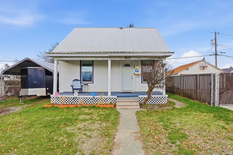817 E Walton Ave, Spokane, WA 99207 - #2