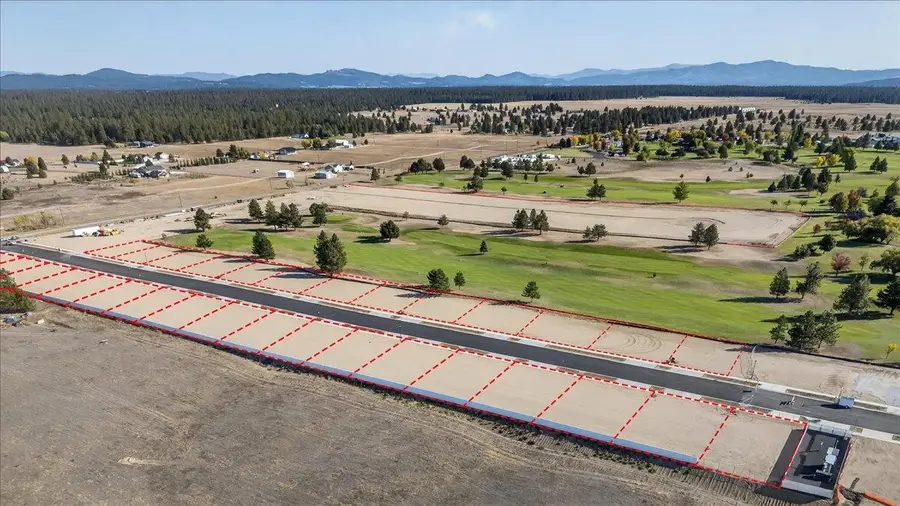 1437 N High Desert Dr, Deer Park, WA 99006 - #2