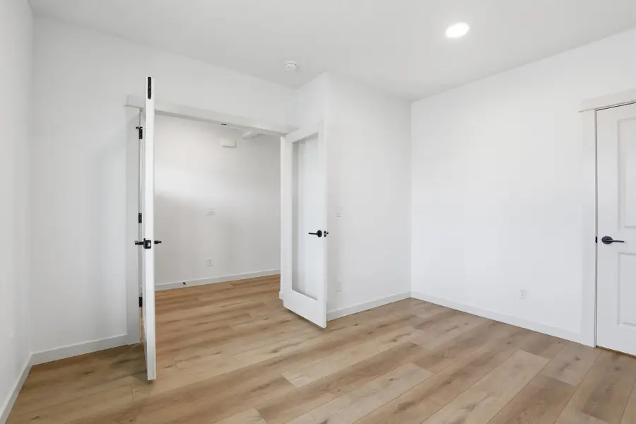 1463 W 67th Ave, Spokane, WA 99224 - #3