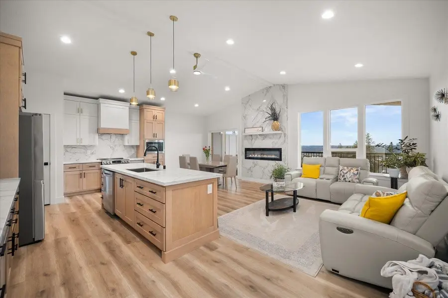 4223 W Bush Dr, Spokane, WA 99208 - #3