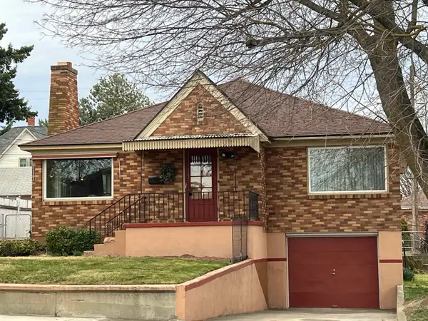 105 W 4th Ave, Ritzville, WA 99169