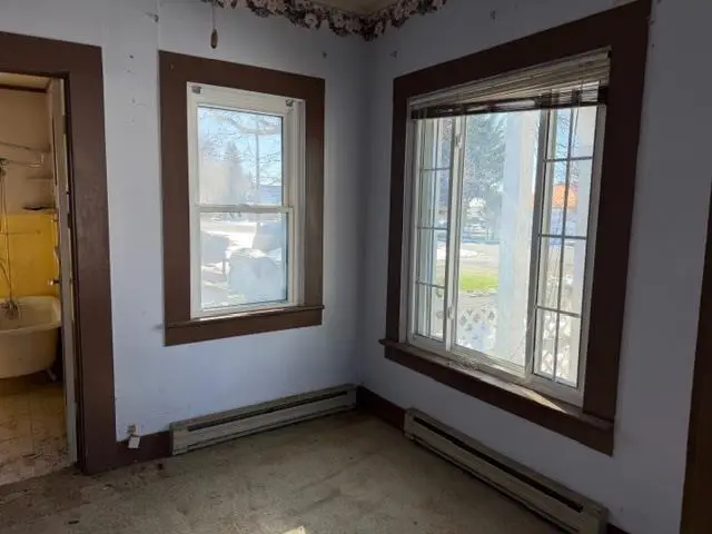 108 N 2nd St, Harrington, WA 99134 - #3