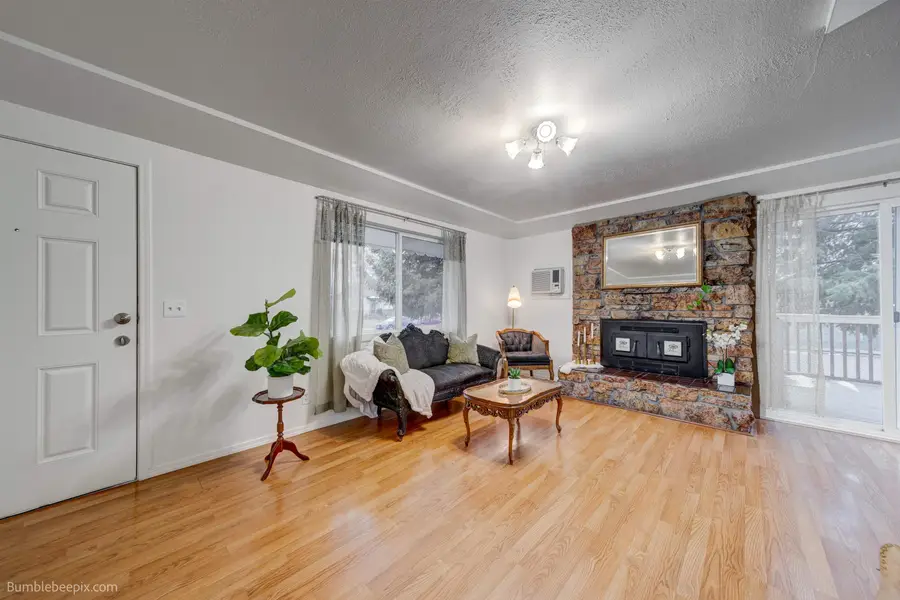 2203 E Marshall Ave, Spokane, WA 99207 - #3