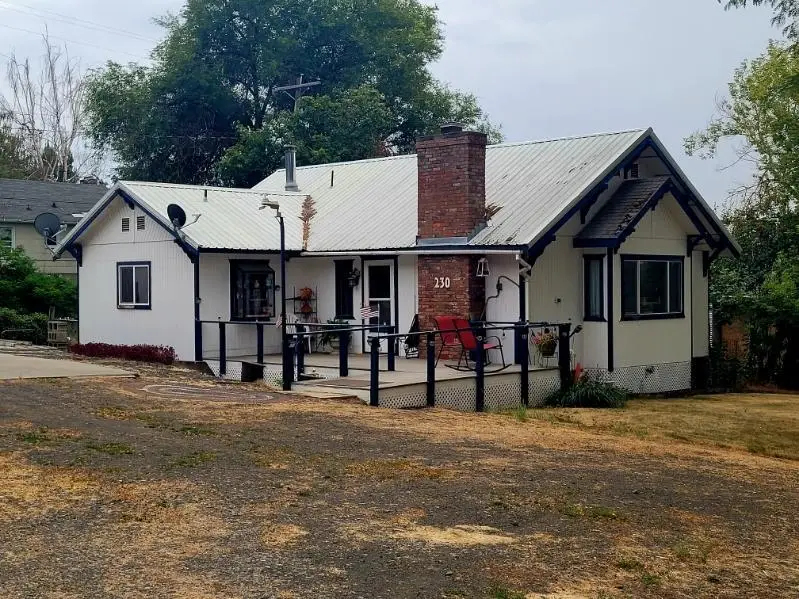 230 S Leslie St, Tekoa, WA 99033 - #1