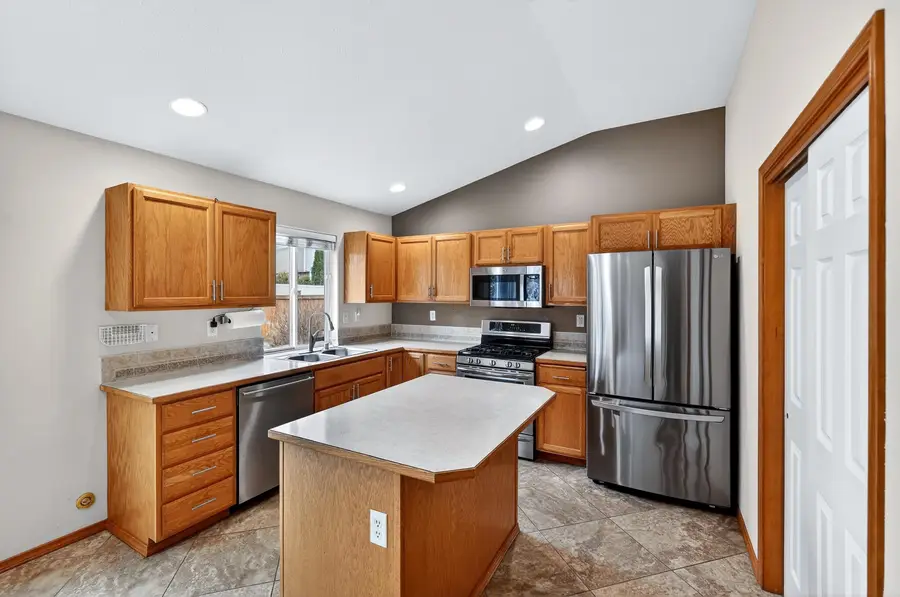 17419 N Edgecrest Rd, Colbert, WA 99005 - #2