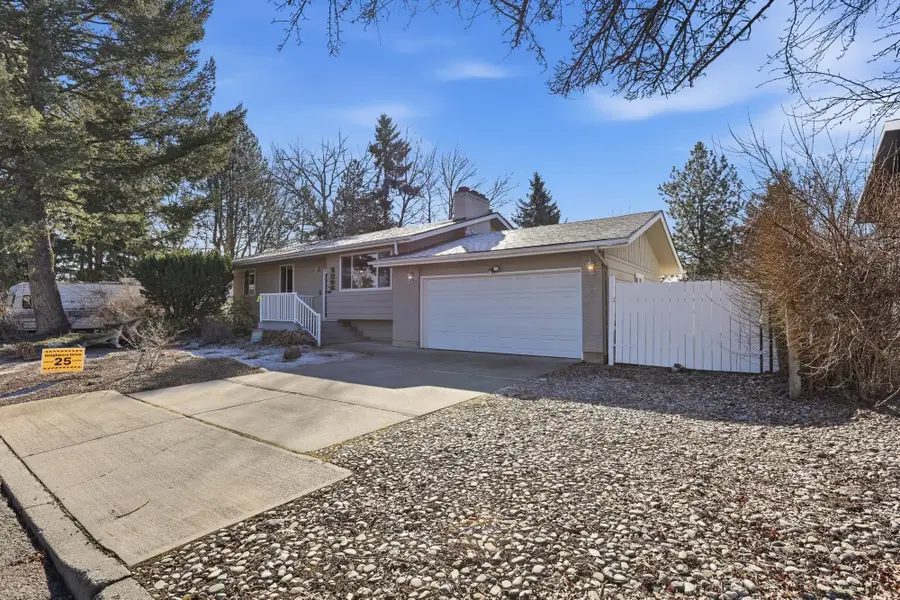 2306 E 49th Ave, Spokane, WA 99223 - #3